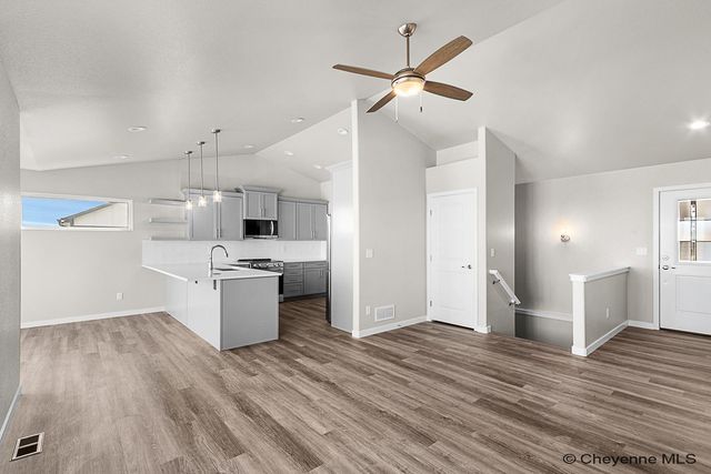 2134 PACK SADDLE RD, Cheyenne, WY 82007