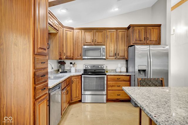 7730 Indiana 46 E, Nashville, IN 47448