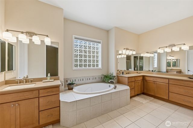 13886 Morgan Drive NE, Redmond, WA 98053