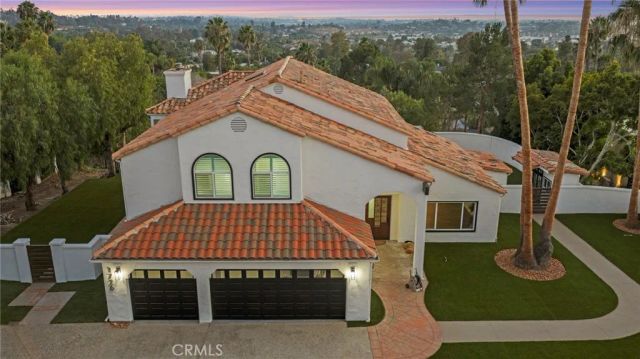 1726 Kings, Vista, CA 92084