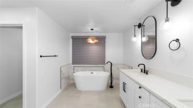 1726 Kings, Vista, CA 92084
