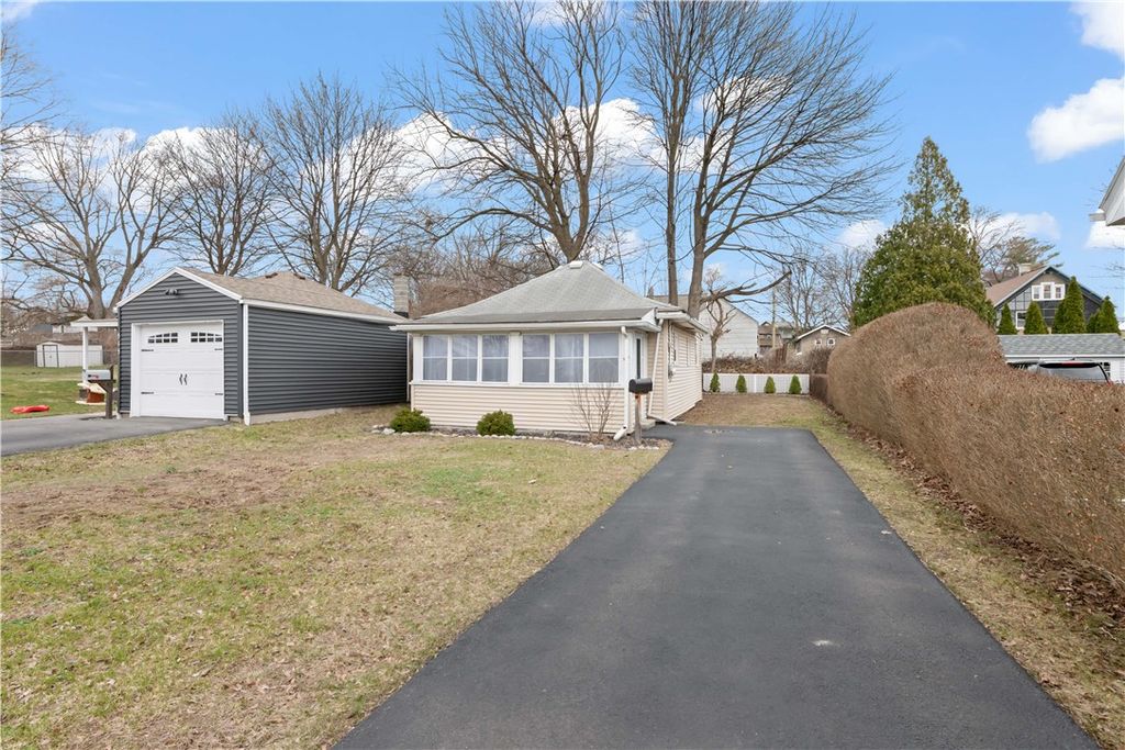 513 West Filbert Street, East Rochester, NY 14445