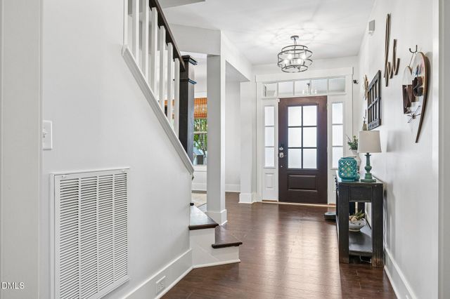 129 Pointe Park Circle, Holly Springs, NC 27540
