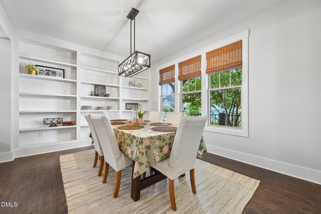 129 Pointe Park Circle, Holly Springs, NC 27540