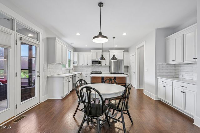 129 Pointe Park Circle, Holly Springs, NC 27540