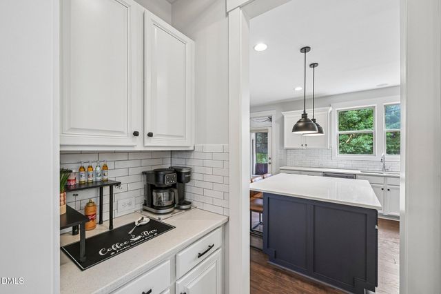 129 Pointe Park Circle, Holly Springs, NC 27540