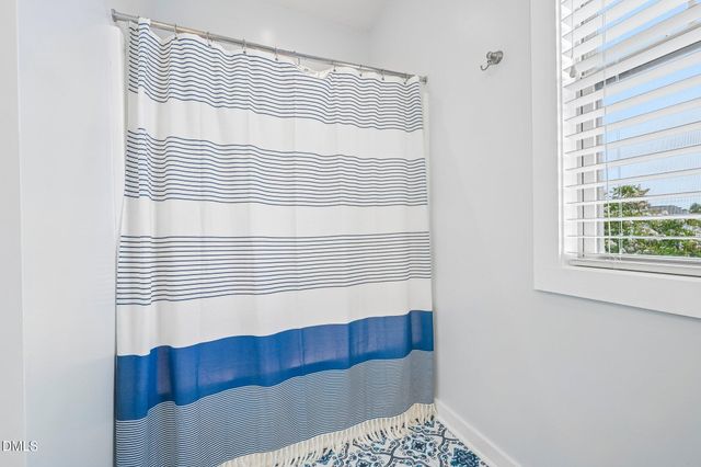 129 Pointe Park Circle, Holly Springs, NC 27540