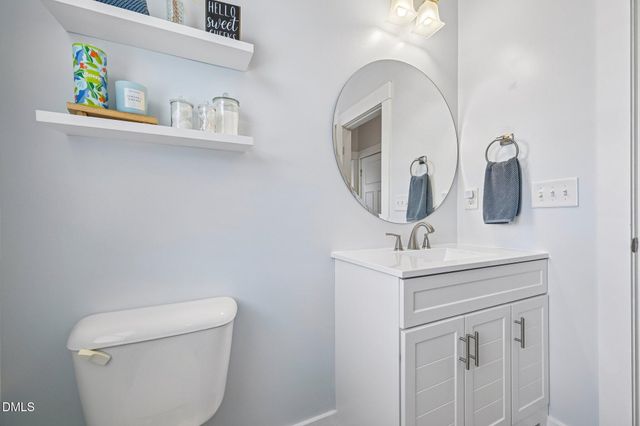 129 Pointe Park Circle, Holly Springs, NC 27540