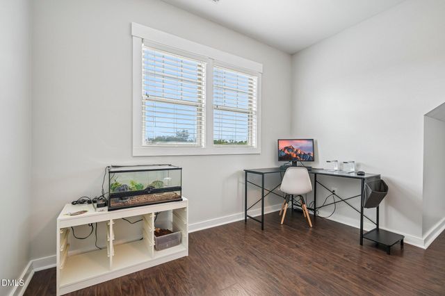 129 Pointe Park Circle, Holly Springs, NC 27540