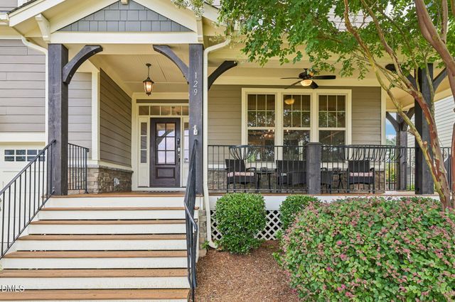 129 Pointe Park Circle, Holly Springs, NC 27540