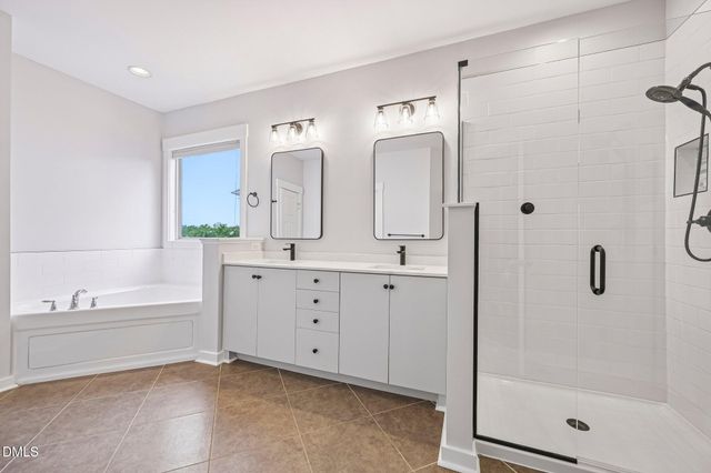 129 Pointe Park Circle, Holly Springs, NC 27540