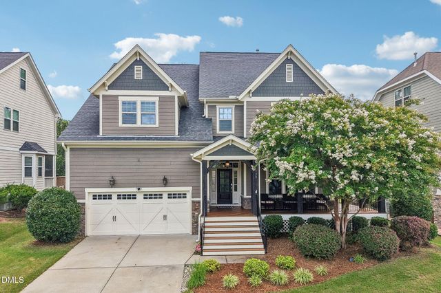 129 Pointe Park Circle, Holly Springs, NC 27540