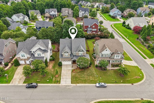129 Pointe Park Circle, Holly Springs, NC 27540