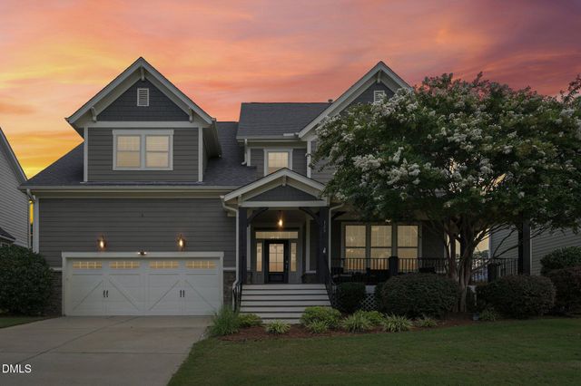 129 Pointe Park Circle, Holly Springs, NC 27540