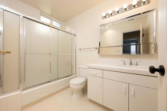 30 Lorton Avenue 302, Burlingame, CA 94010