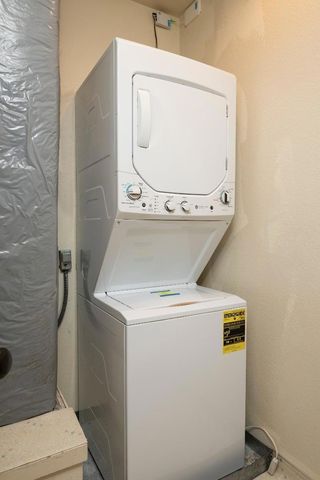 30 Lorton Avenue 302, Burlingame, CA 94010