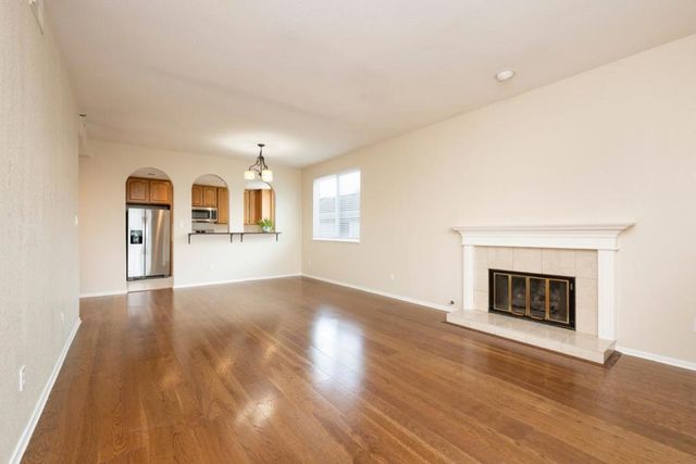 30 Lorton Avenue 302, Burlingame, CA 94010