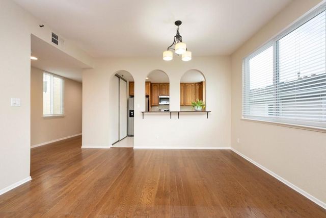 30 Lorton Avenue 302, Burlingame, CA 94010