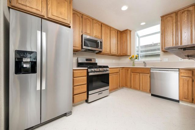 30 Lorton Avenue 302, Burlingame, CA 94010