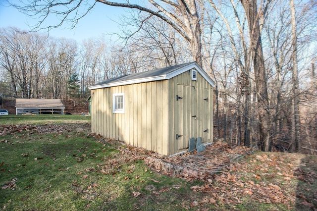 201 Prescott Rd, Northbridge, MA 01588