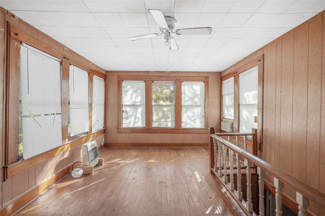 1109 W Crawford Street, Denison, TX 75020