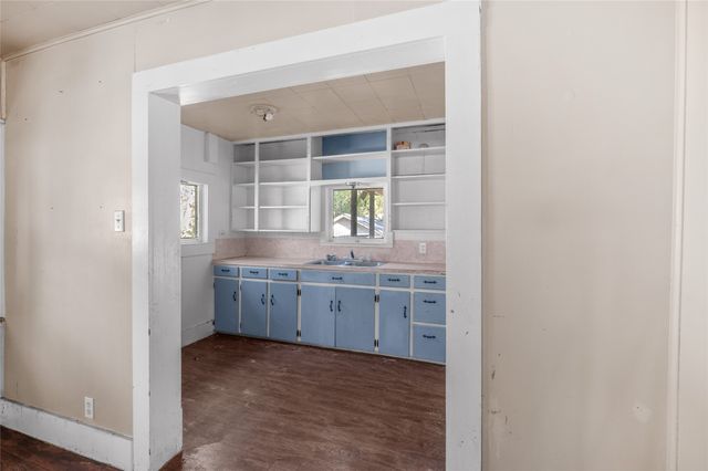 1109 W Crawford Street, Denison, TX 75020