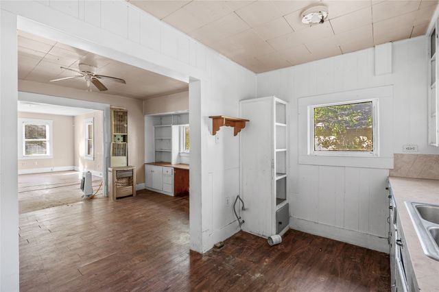 1109 W Crawford Street, Denison, TX 75020