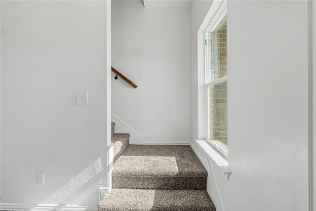 808 Chateau Court, Kingfisher, OK 73750