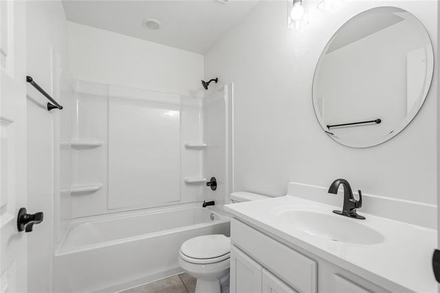 808 Chateau Court, Kingfisher, OK 73750