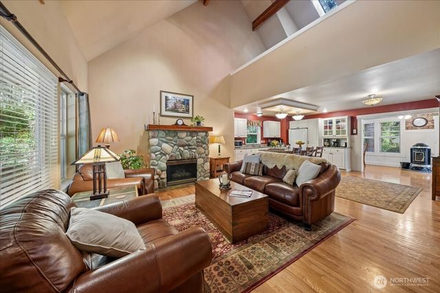 11806 105th Street Ct, Anderson Island, WA 98303