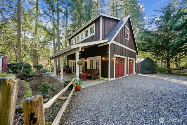 11806 105th Street Ct, Anderson Island, WA 98303