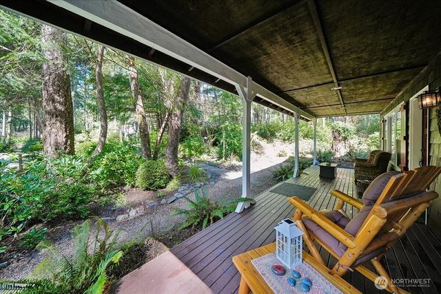 11806 105th Street Ct, Anderson Island, WA 98303