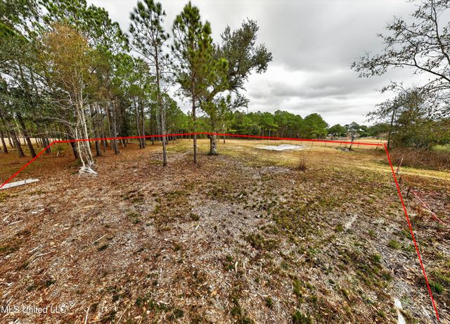 920 B S Beach Boulevard, Waveland, MS 39576