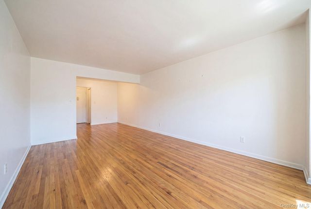 84-01 Main Street 618, Briarwood, NY 11435