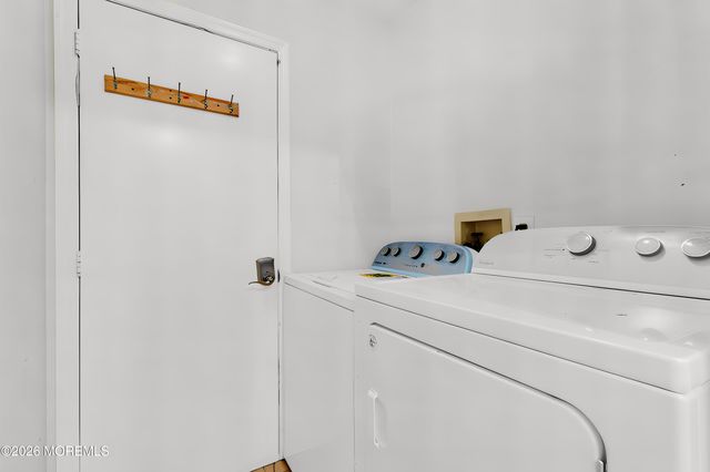 67 Claridge Court 152B, Toms River, NJ 08753