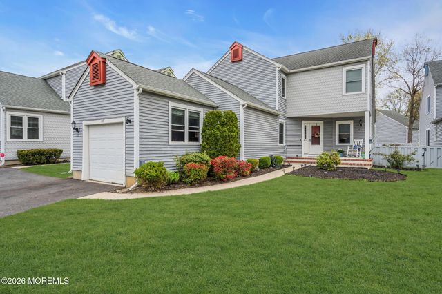 67 Claridge Court 152B, Toms River, NJ 08753