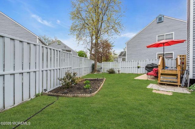 67 Claridge Court 152B, Toms River, NJ 08753