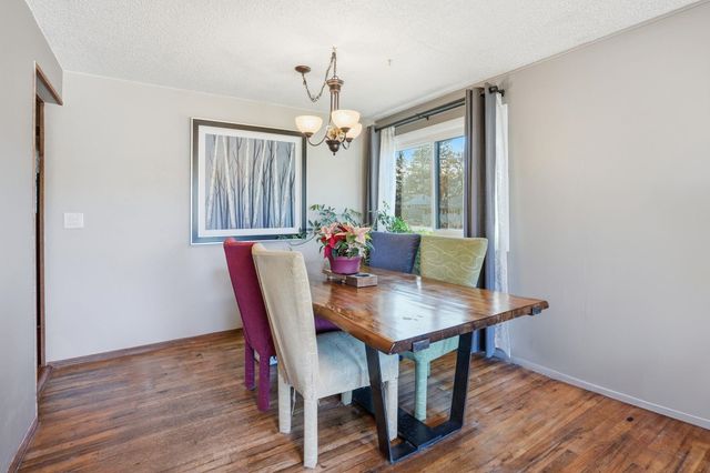 6806 N Fox Point Dr, Spokane, WA 99208