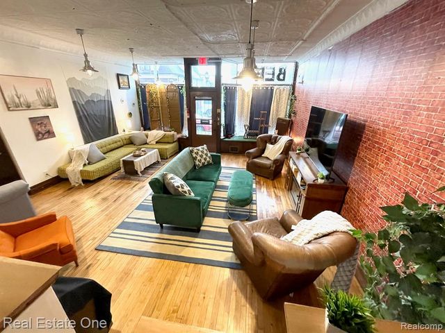 2454 Florian Street, Hamtramck, MI 48212