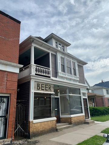 2454 Florian Street, Hamtramck, MI 48212