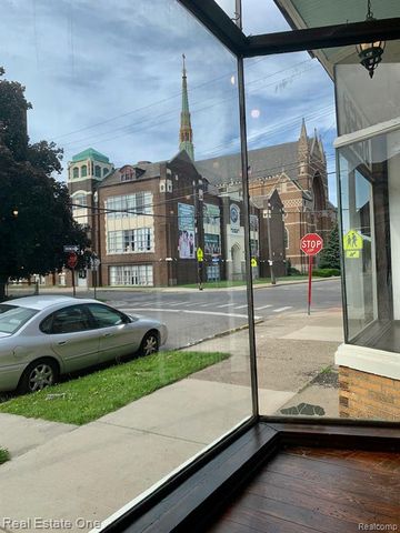2454 Florian Street, Hamtramck, MI 48212