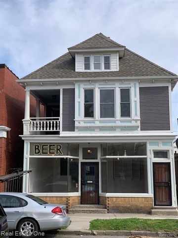 2454 Florian Street, Hamtramck, MI 48212
