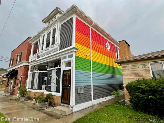 2454 Florian Street, Hamtramck, MI 48212
