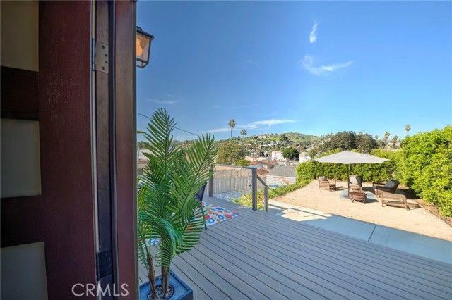 5160 Oakland, Los Angeles, CA 90032