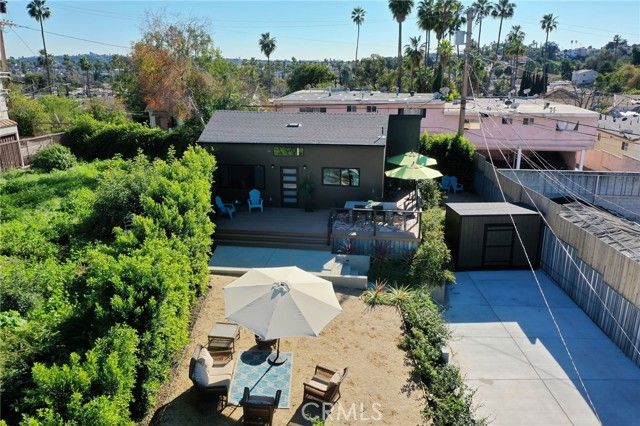 5160 Oakland, Los Angeles, CA 90032