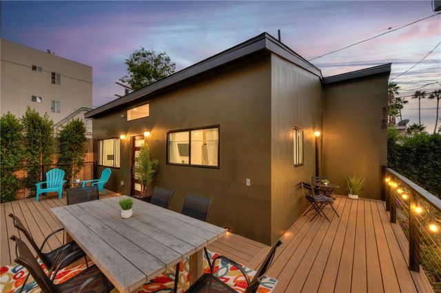 5160 Oakland, Los Angeles, CA 90032