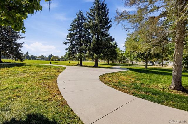1041 Florence Street, Aurora, CO 80010