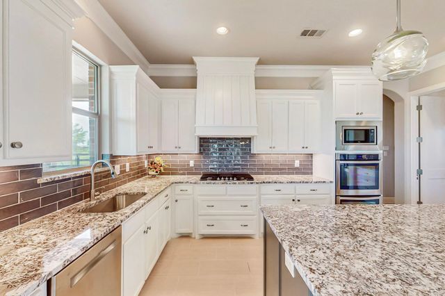 3257 Glenmore Avenue, Northlake, TX 76247