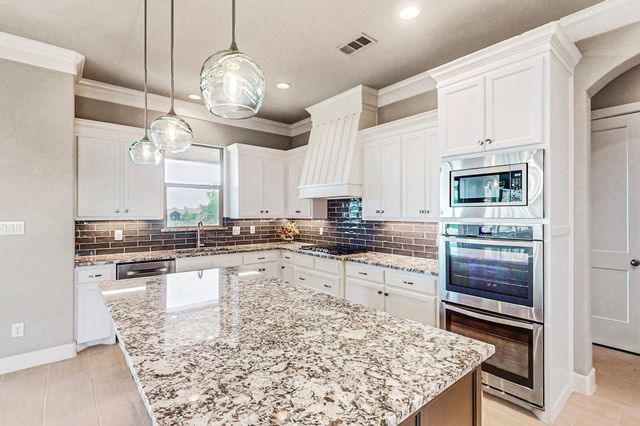 3257 Glenmore Avenue, Northlake, TX 76247