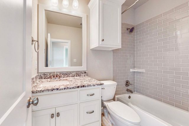 3257 Glenmore Avenue, Northlake, TX 76247